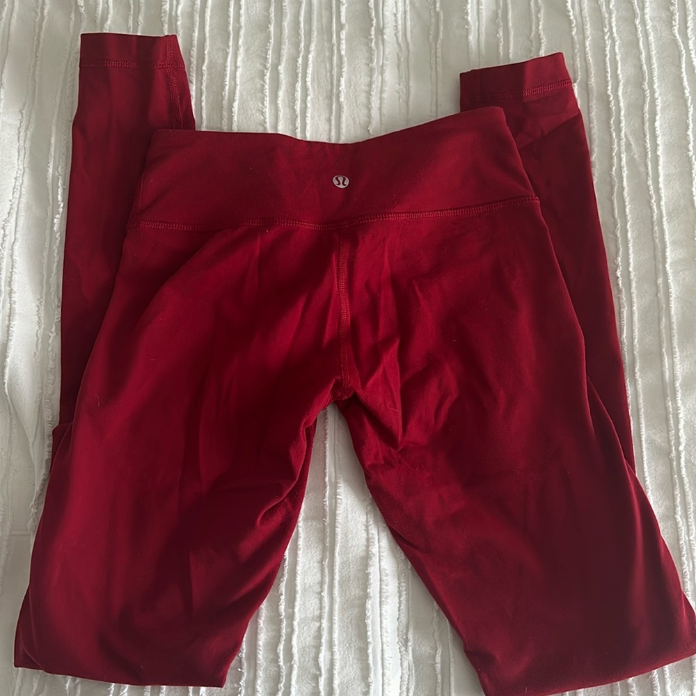 LULULEMON RED LEGGINGS SIZE 4 good condition - Picture 1 of 4